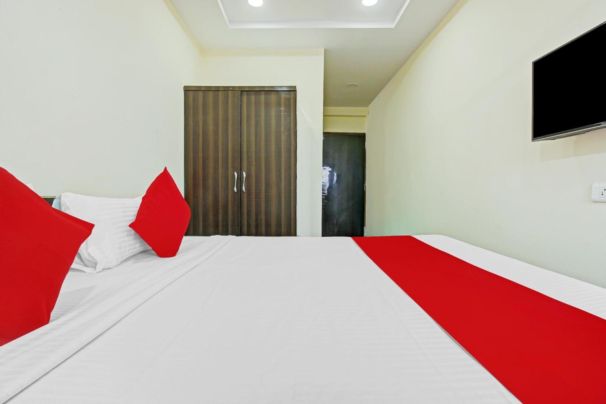 Hotel O Adhin Residency Хайдарабад Экстерьер фото